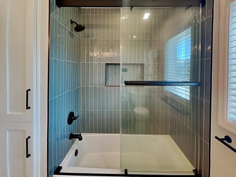 Just Gettin Tanner House in Tybee Island