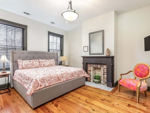 Waldburg Manor House in Savannah