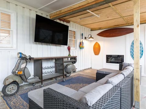 Free Bird House in Tybee Island