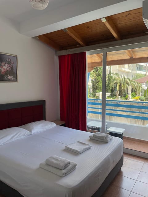 Apartments Monika Apartment in Sarandë