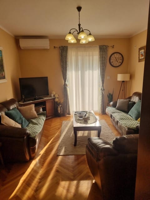 Apartman Nina Apartment in Dobrota