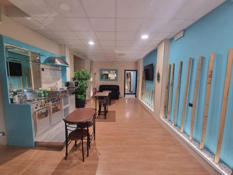 TV and multimedia, Lobby or reception