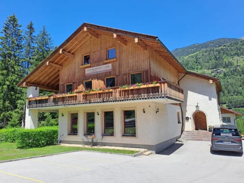 Property building, Summer
