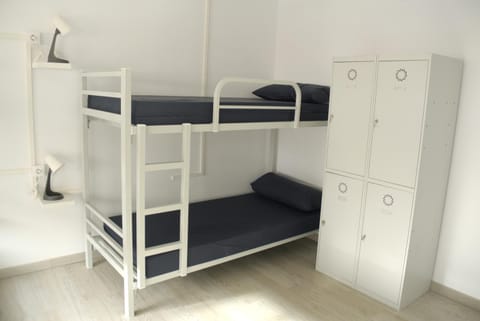 bunk bed