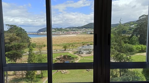 Mountain view, River view, Sea view