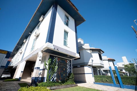 Facade/entrance, Garden