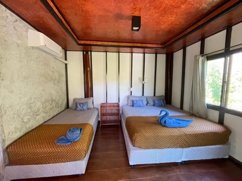 Lok Mun Bungalows Chalet in Krabi Changwat