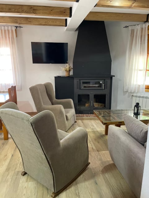 TV and multimedia, Living room, flat iron