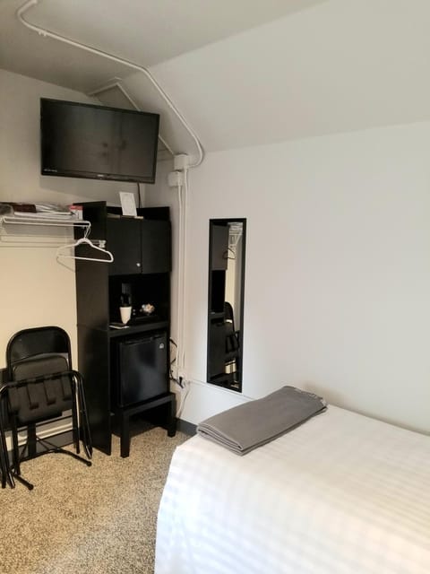 Deep Water Inn Inn in Chelan (In Town)