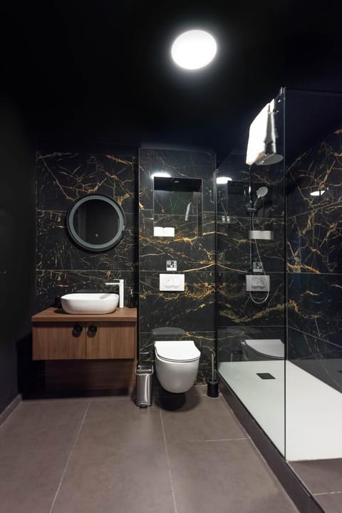 Shower, Toilet, Bathroom