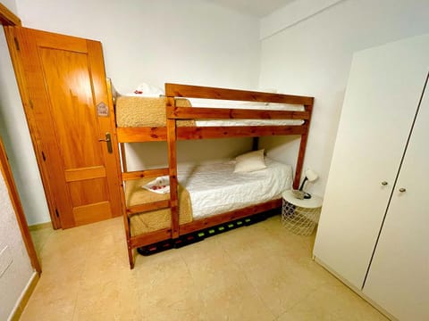 Apartamento centro playa estación de tren Apartment in Malaga