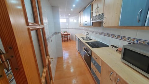 Apartamento centro playa estación de tren Apartment in Malaga