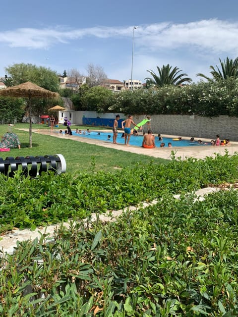 Swimming pool