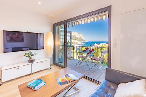 TV and multimedia, Balcony/Terrace, Living room, Sea view