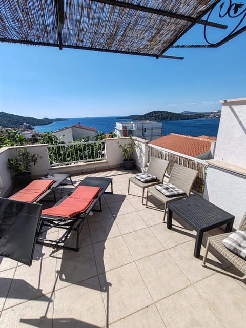 Natural landscape, View (from property/room), Balcony/Terrace, Sea view