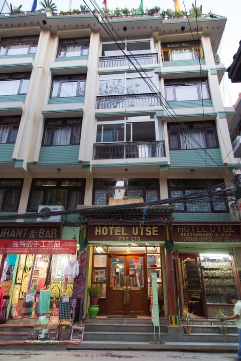 Facade/entrance