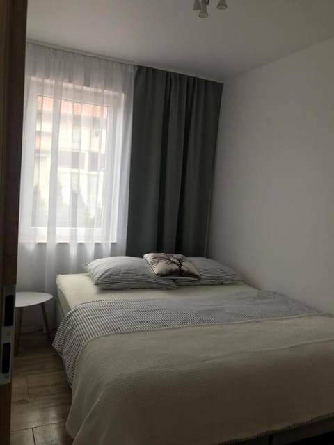 Apartament u Izy Apartment in Leba