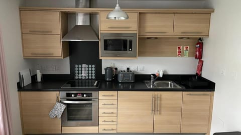 Coffee/tea facilities, Kitchen or kitchenette