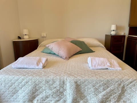 Torri Panoramic Apartment Apartment in Torri del Benaco