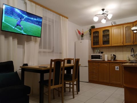 TV and multimedia, Coffee/tea facilities, Kitchen or kitchenette, hair dresser, minibar, kitchen