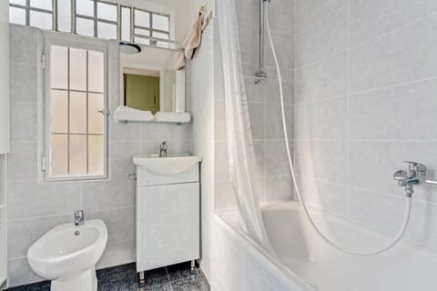 Shower, Toilet, Bathroom, bidet