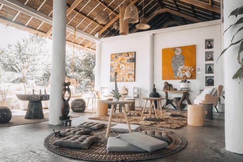 Living room, Lounge or bar, Seating area
