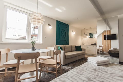 Living room, Photo of the whole room, Seating area