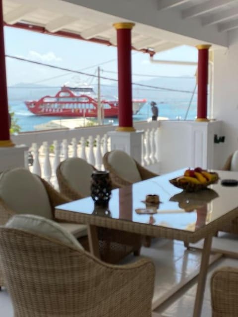 Balcony/Terrace, Seating area, Sea view