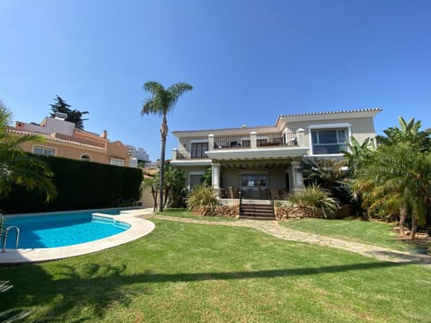 Garden, Swimming pool