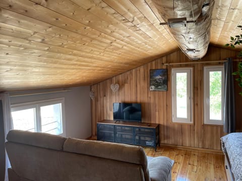 Sublime studio de caractère ,50 m2 climatisé . Vacation rental in Provence-Alpes-Côte d'Azur