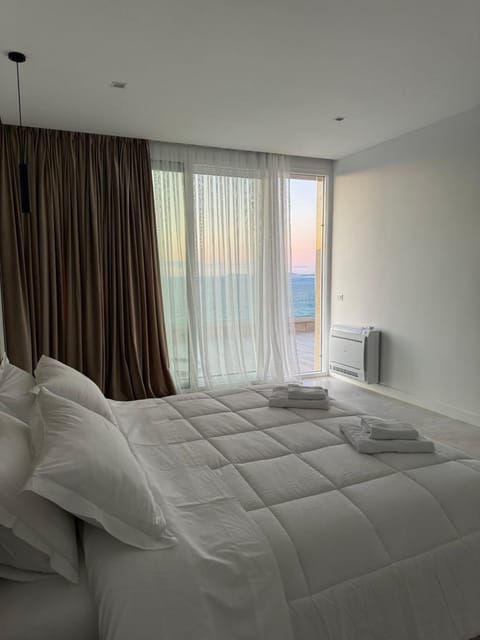 Bedroom, Sea view
