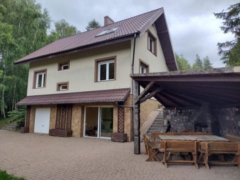 Property building, Patio, Day