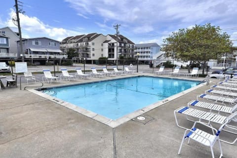 Atlantic Breeze 103 Apartment in Ocean City