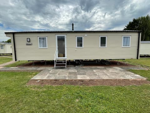 Tidal caravan Campground/ 
RV Resort in Minehead
