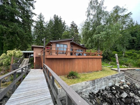 April Point Harbour House Chalet in Campbell River