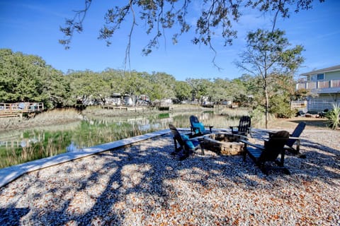 Coastal Gem of Murrells Inlet House in Garden City