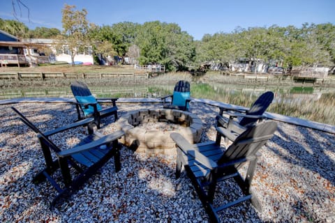 Coastal Gem of Murrells Inlet House in Garden City