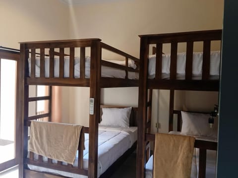 HAPPY PENIDA HOSTEL 2 Hostel in Nusapenida