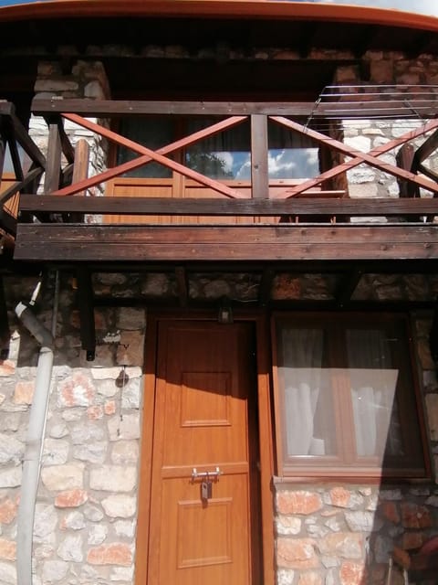 Traditional Stone Cottage in Palio Elatohori Apartment in Pieria, Greece