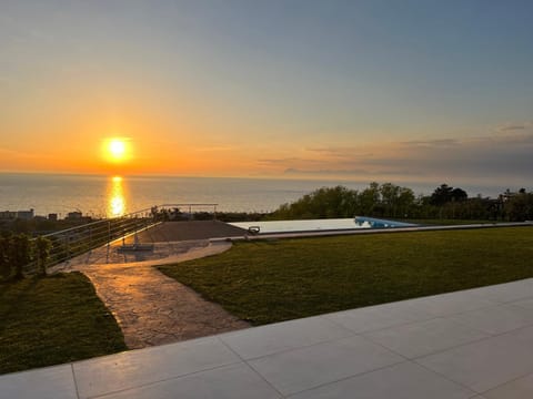Nearby landmark, Day, Natural landscape, Beach, Sea view, Swimming pool, Sunrise, Sunset