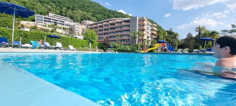 Property building, Mountain view, Swimming pool