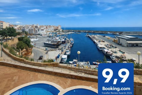 Pool view, Sea view, Swimming pool, Certificate/Award