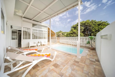 Balcony/Terrace, Pool view, Swimming pool, sunbed