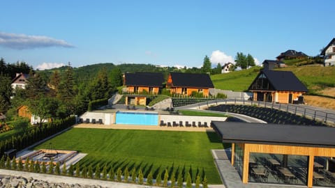Property building, Restaurant/places to eat, BBQ facilities, Sauna, Swimming pool