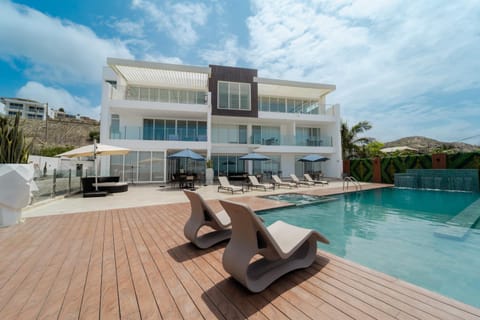 Property building, Swimming pool
