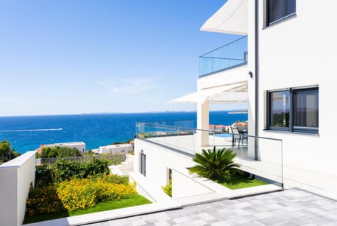 Property building, Day, Natural landscape, View (from property/room), Balcony/Terrace, Sea view, Swimming pool, Breakfast