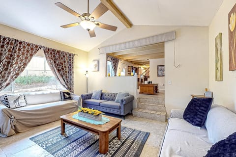 Treelands Lodge House in Crestline