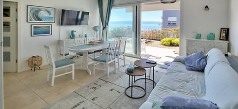 View (from property/room), View (from property/room), Balcony/Terrace, Living room, Dining area, Sea view, Sea view