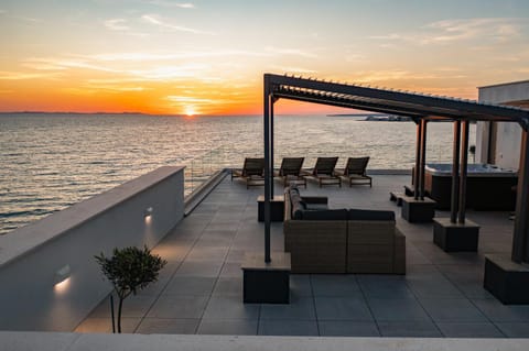 Patio, View (from property/room), Balcony/Terrace, Sunset