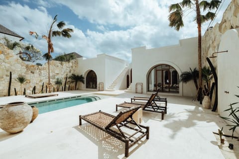 Property building, Patio